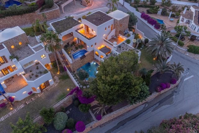 3 Zimmer Villa zu verkaufen in Moraira, Teulada-Moraira mit Pool - 1.995.000 € (Ref: 9104950)