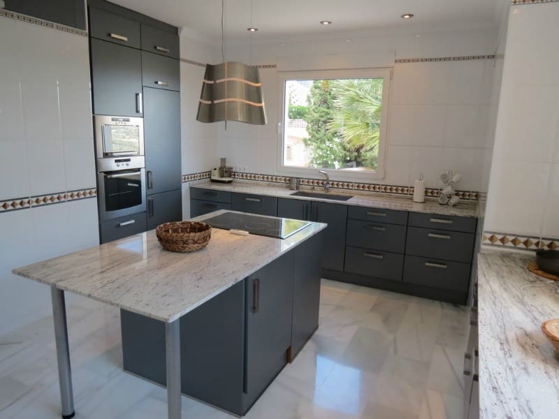 4 chambre Villa/Maison à vendre à Calpe / Calp - 795 000 € (Ref: 9118039)