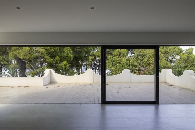 4 slaapkamer Villa te koop in Dénia met zwembad garage - € 1.900.000 (Ref: 9158317)