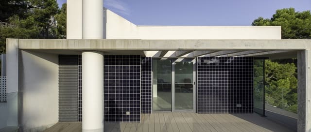 4 slaapkamer Villa te koop in Dénia met zwembad garage - € 1.900.000 (Ref: 9158317)