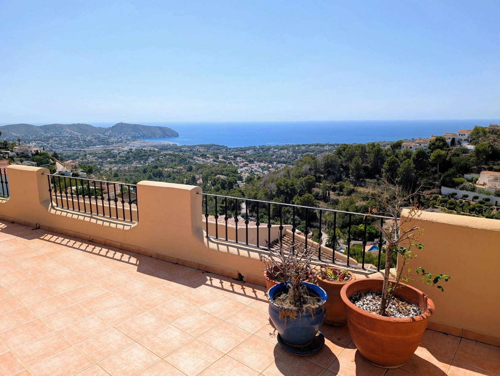 4 soveværelse Semi-Rækkehus til salg i Moraira med swimmingpool - € 445.000 (Ref: 9161583)