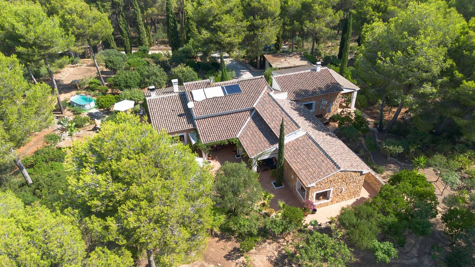 4 makuuhuone Huvila myytävänä paikassa Javea / Xabia - 1 790 000 € (Ref: 9180306)