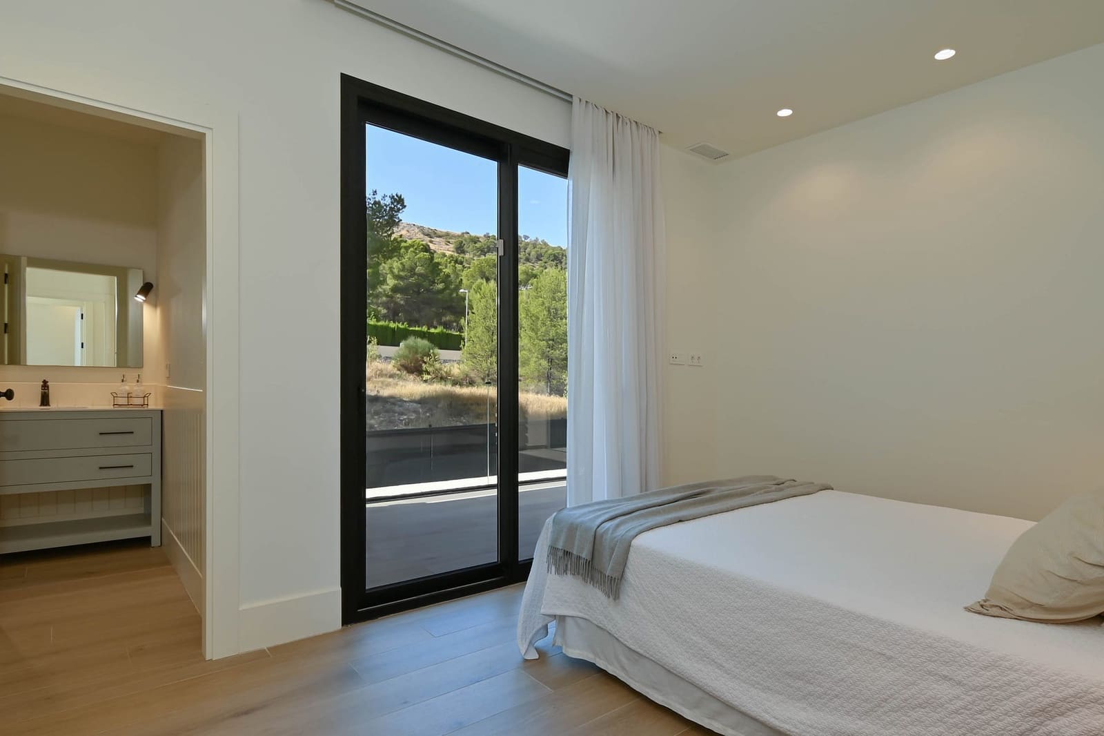 4 quarto Moradia para venda em Alicante cidade - 870 000 € (Ref: 9186258)