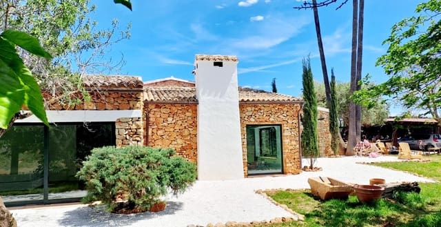 4 bedroom Finca/Country House for sale in Benissa with pool - € 1,295,000 (Ref: 9205318)