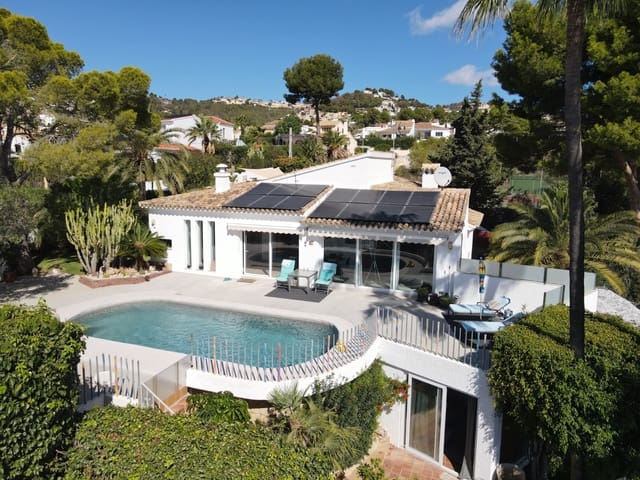 5 Zimmer Villa zu verkaufen in Benissa mit Pool - 1.450.000 € (Ref: 9205543)