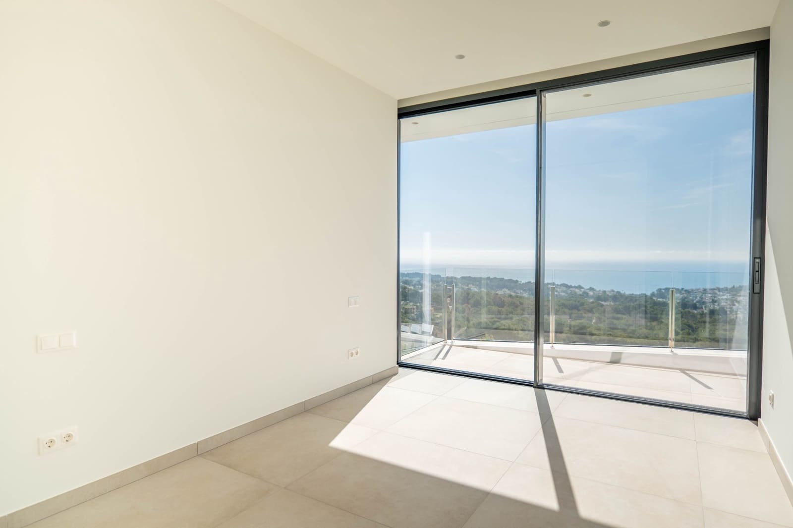 4 makuuhuone Huvila myytävänä paikassa Benissa mukana uima-altaan - 2 900 000 € (Ref: 9207535)