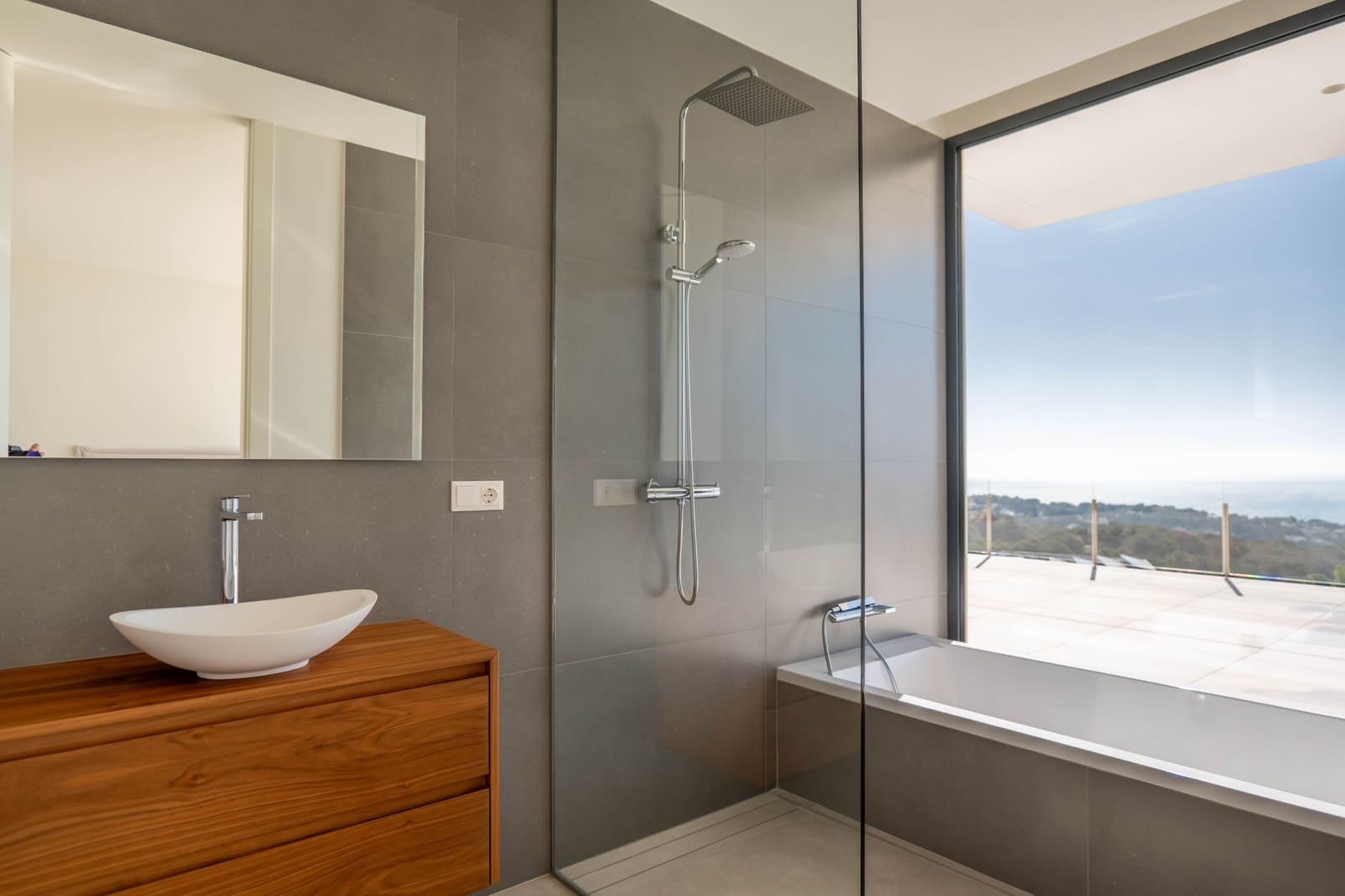 4 makuuhuone Huvila myytävänä paikassa Benissa mukana uima-altaan - 2 900 000 € (Ref: 9207535)