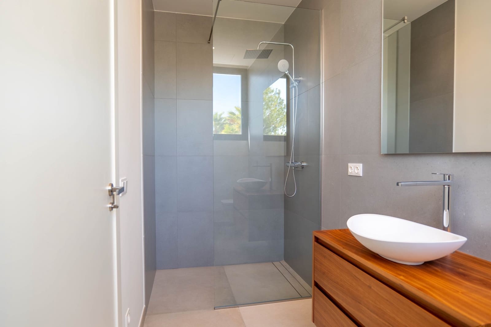 4 makuuhuone Huvila myytävänä paikassa Benissa mukana uima-altaan - 2 900 000 € (Ref: 9207535)