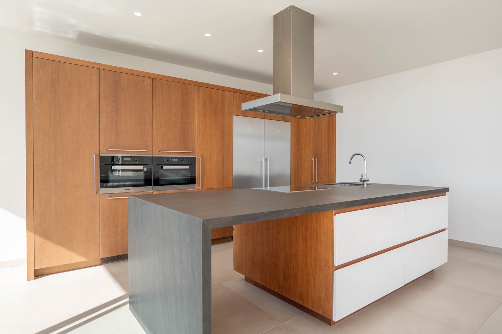 4 makuuhuone Huvila myytävänä paikassa Benissa mukana uima-altaan - 2 900 000 € (Ref: 9207535)