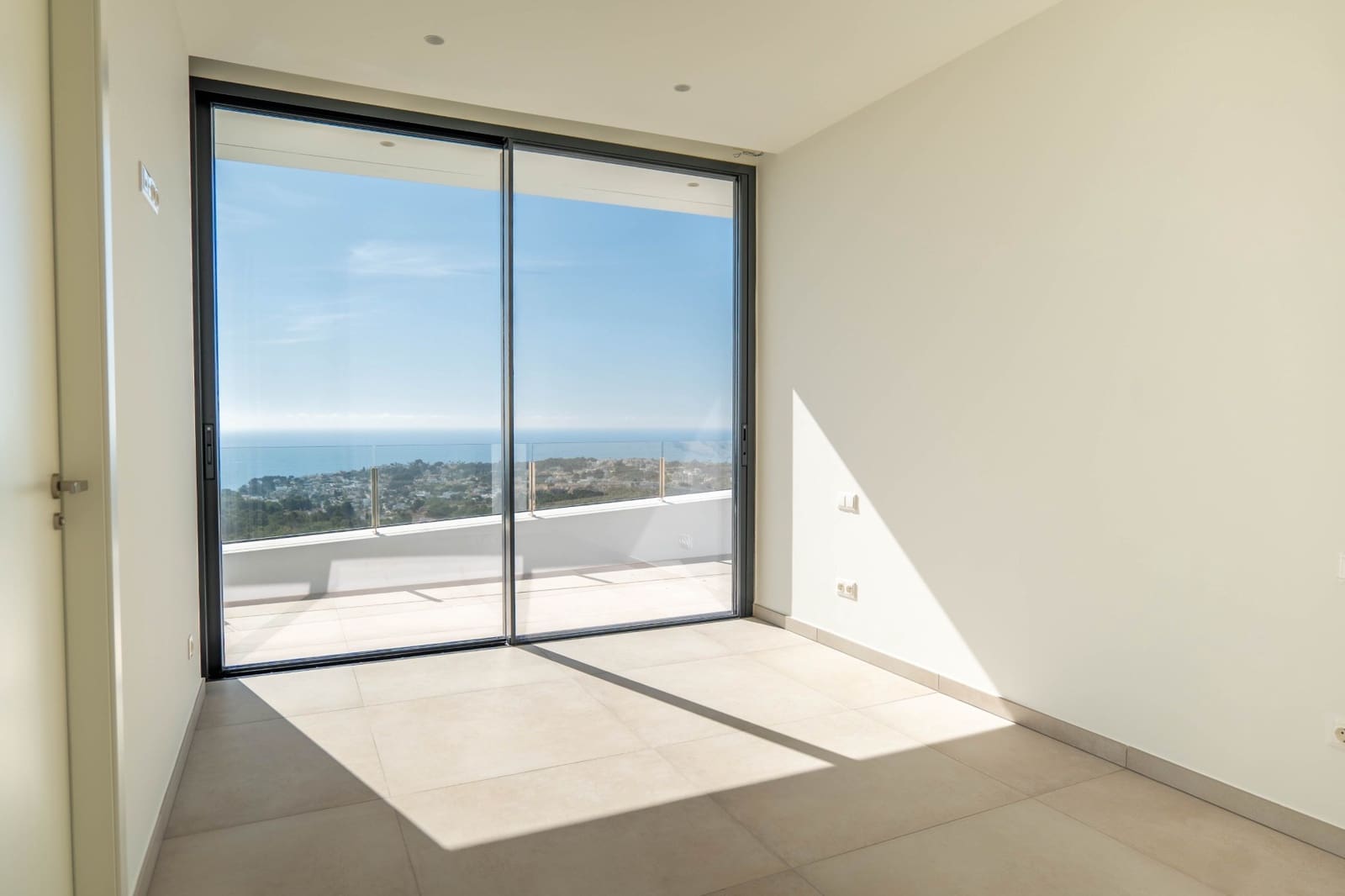 4 makuuhuone Huvila myytävänä paikassa Benissa mukana uima-altaan - 2 900 000 € (Ref: 9207535)