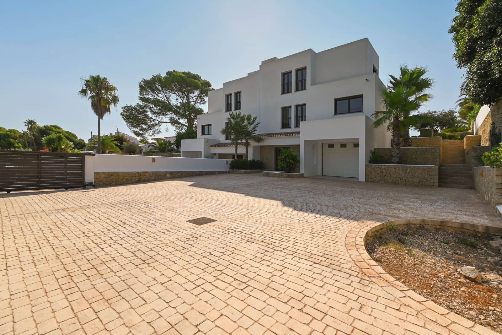 Chalet de 4 habitaciones en Moraira en venta con piscina - 2.995.000 € (Ref: 9211567)