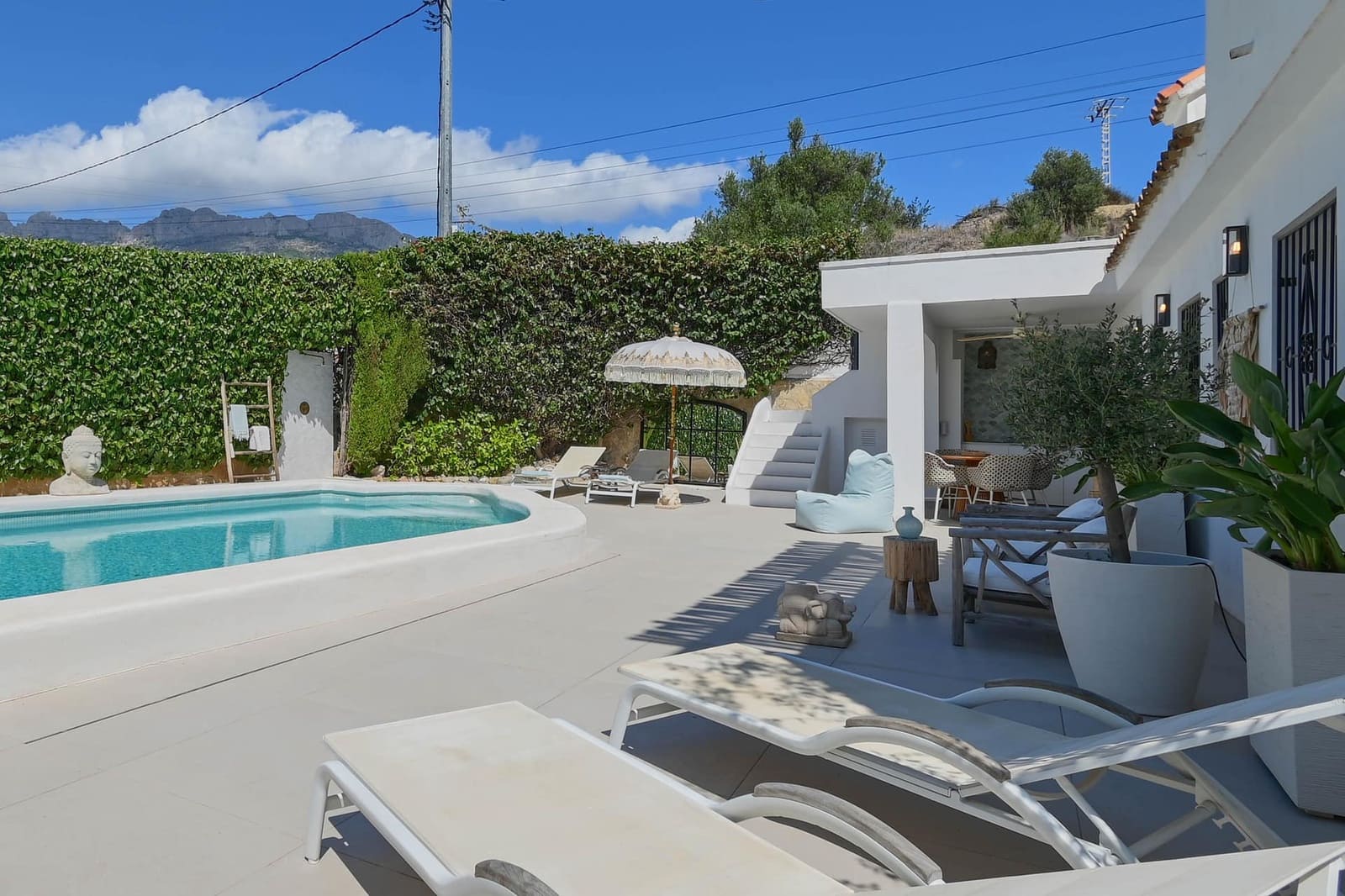 2 bedroom Villa for sale in Altea - € 695,000 (Ref: 9270572)