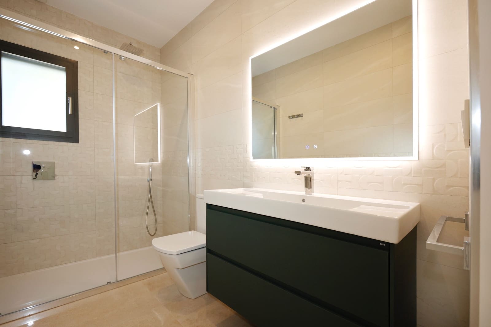 Chalet de 4 habitaciones en Calpe / Calp en venta con piscina - 840.000 € (Ref: 9319712)