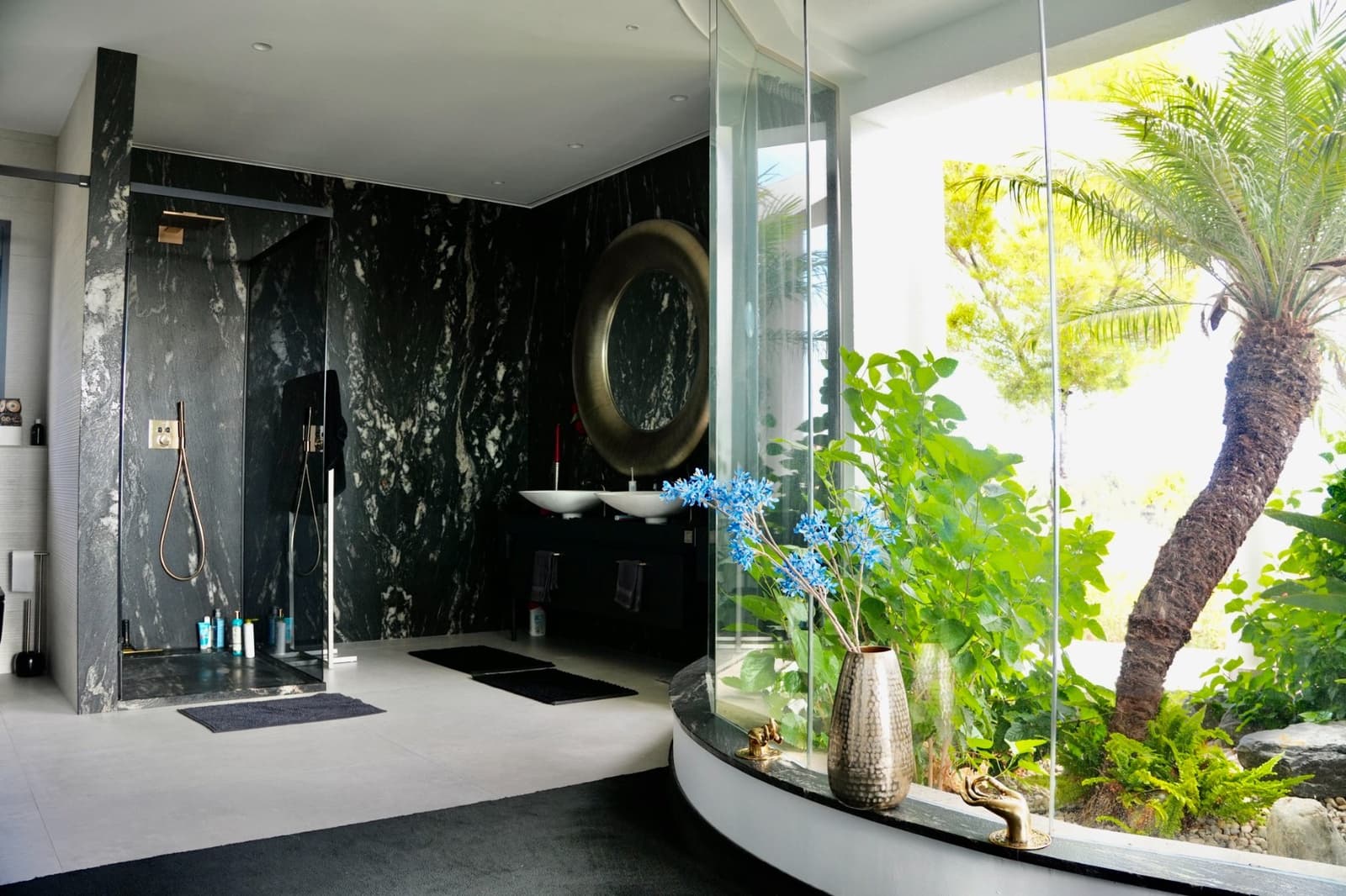 4 makuuhuone Huvila myytävänä paikassa Altea mukana uima-altaan 
autotalli - 2 200 000 € (Ref: 9325531)