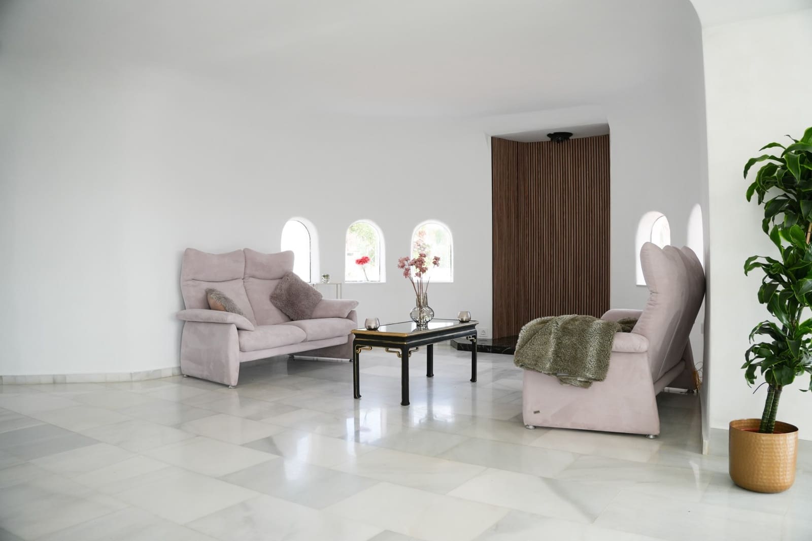 4 bedroom Villa for sale in Altea with pool garage - € 1,600,000 (Ref: 9329579)