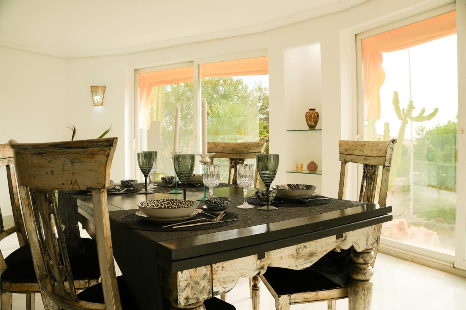 4 bedroom Villa for sale in Altea with pool garage - € 1,600,000 (Ref: 9329579)