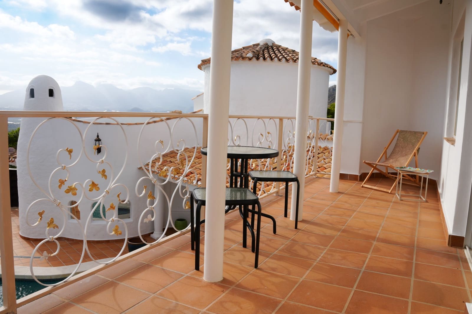 4 bedroom Villa for sale in Altea with pool garage - € 1,600,000 (Ref: 9329579)