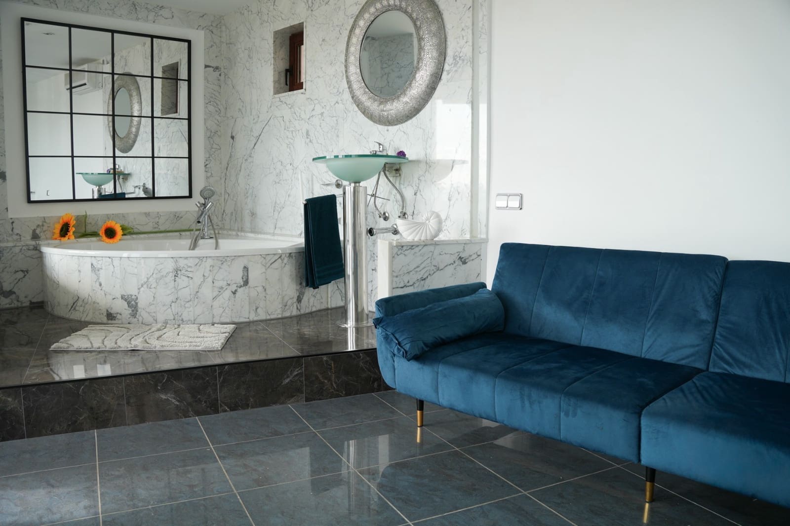 4 bedroom Villa for sale in Altea with pool garage - € 1,600,000 (Ref: 9329579)