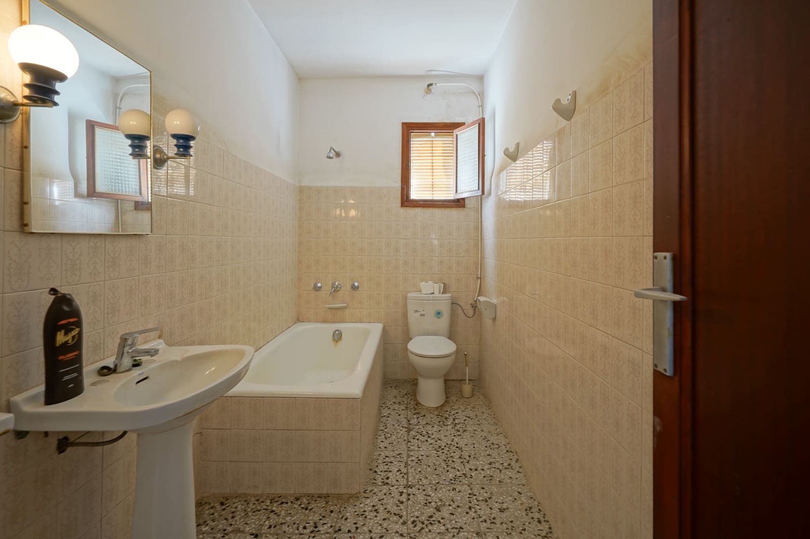 7 bedroom Townhouse for sale in Benissa with pool - € 320,000 (Ref: 9357773)