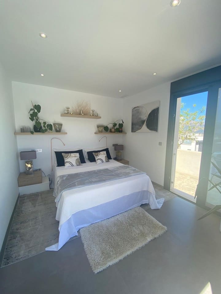 5 slaapkamer Villa te koop in Polop met zwembad - € 725.000 (Ref: 9360810)