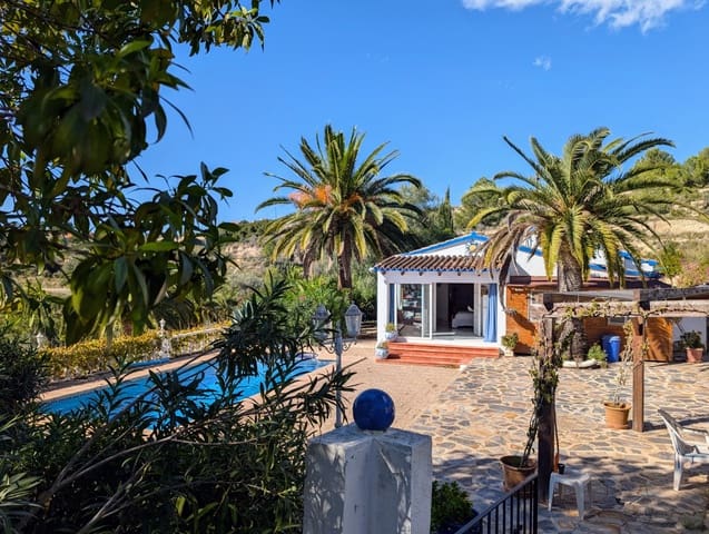 Chalet de 3 habitaciones en Benitachell / Benitatxell en venta - 550.000 € (Ref: 9379958)