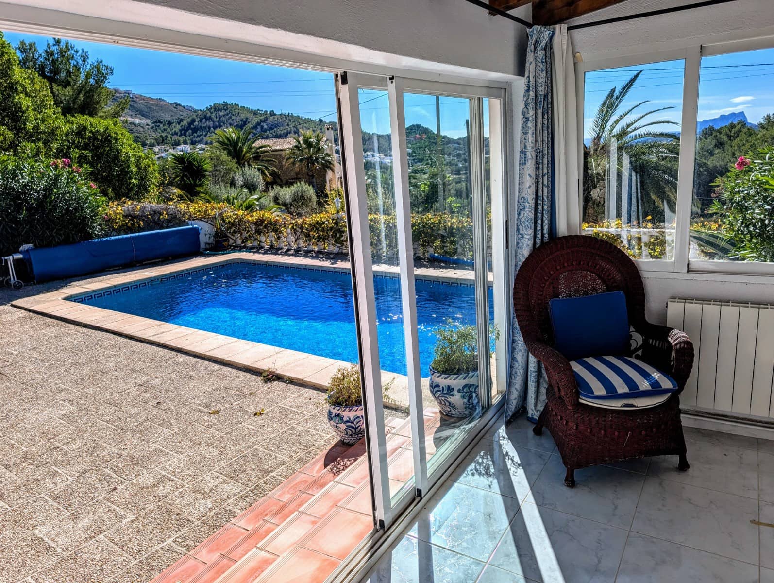 Chalet de 3 habitaciones en Benitachell / Benitatxell en venta - 550.000 € (Ref: 9379958)