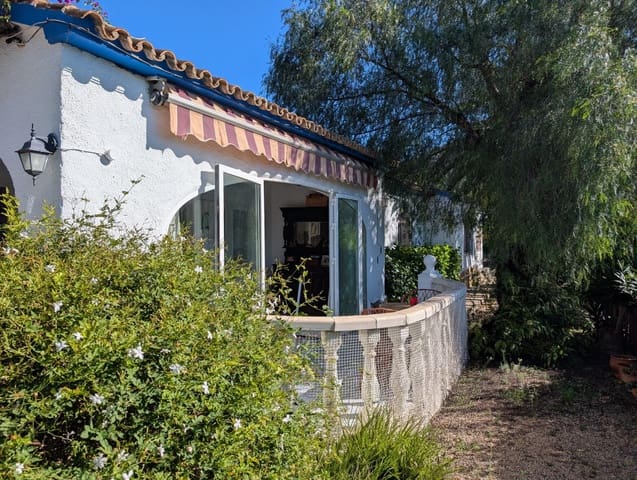 Chalet de 3 habitaciones en Benitachell / Benitatxell en venta - 550.000 € (Ref: 9379958)