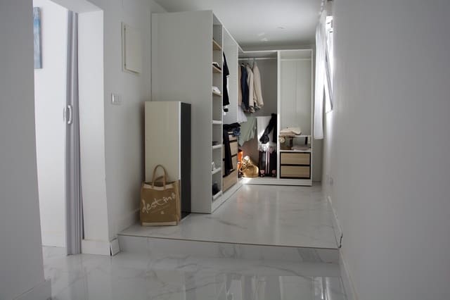 5 slaapkamer Villa te koop in Dénia met zwembad garage - € 850.000 (Ref: 9384839)