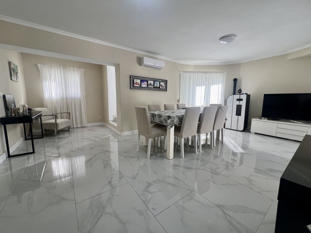 5 slaapkamer Villa te koop in Denia met zwembad garage - € 850.000 (Ref: 9384839)