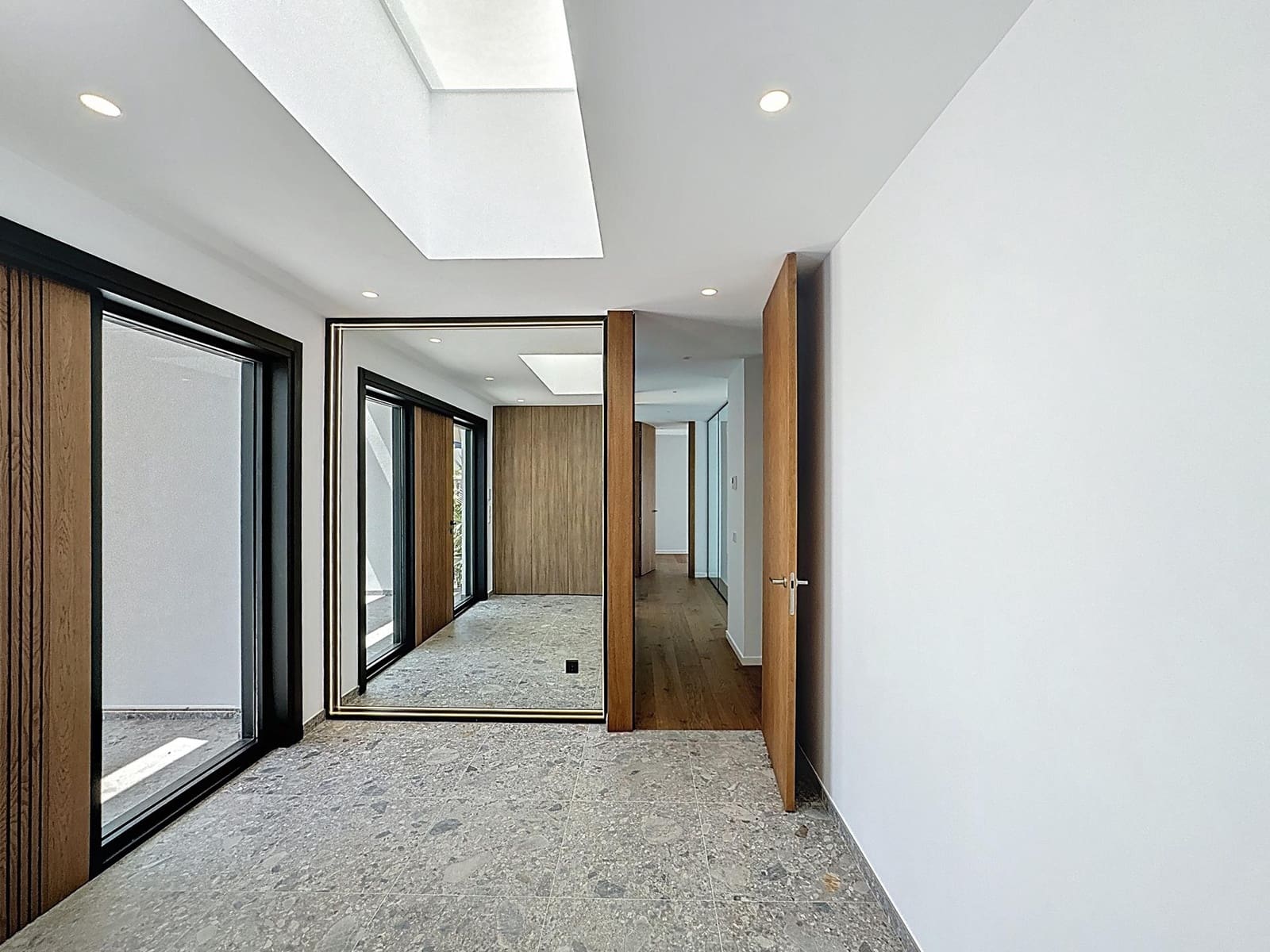 3 bedroom Villa for sale in Benitachell / Benitatxell with pool - € 2,350,000 (Ref: 9402603)