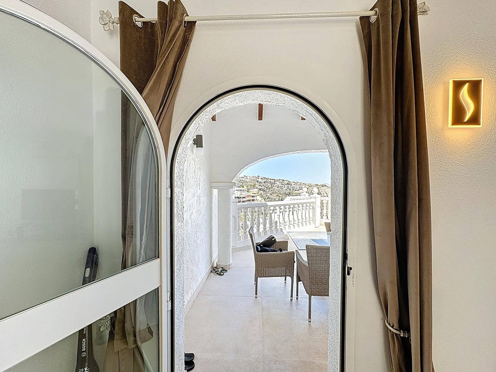 4 bedroom Villa for sale in Benitachell / Benitatxell with pool - € 765,000 (Ref: 9402605)