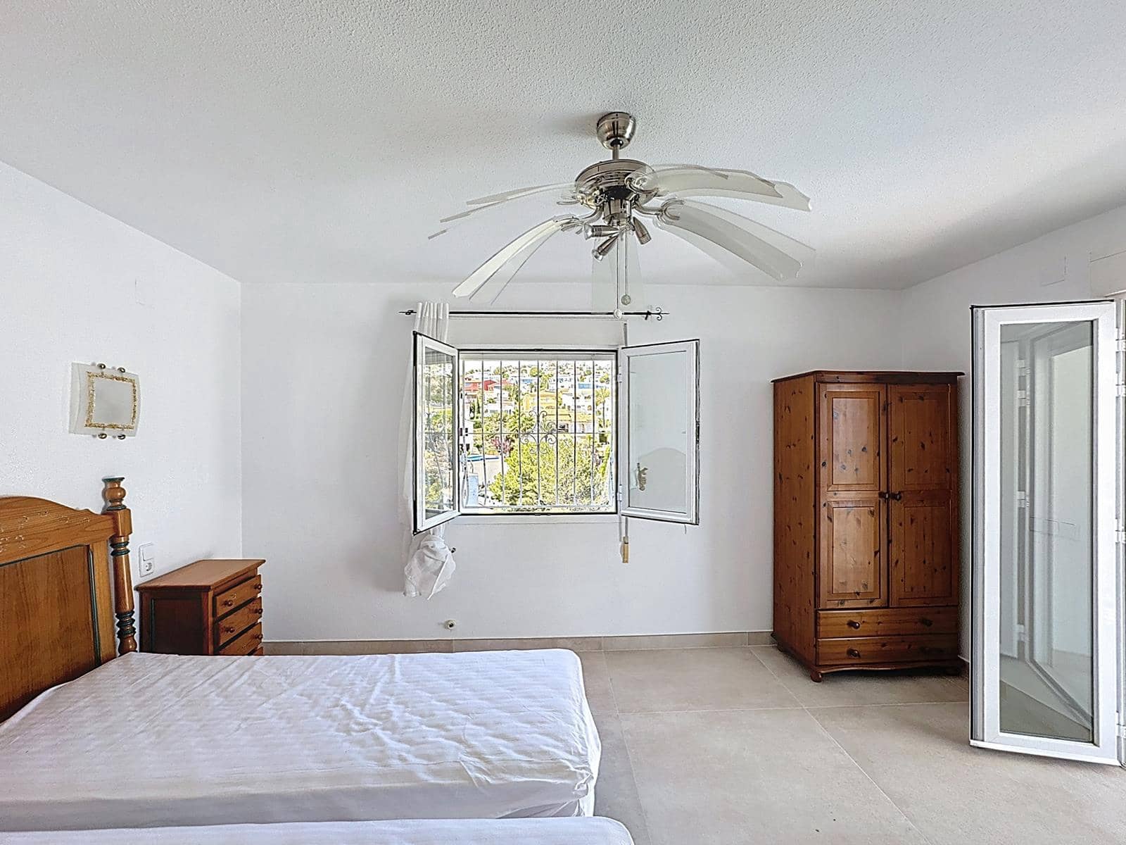 4 bedroom Villa for sale in Benitachell / Benitatxell with pool - € 765,000 (Ref: 9402605)