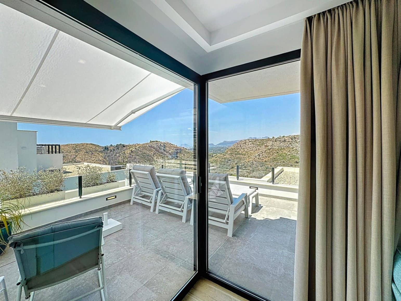 Apartamento de 2 habitaciones en Benitachell / Benitatxell en venta con piscina - 549.000 € (Ref: 9402609)