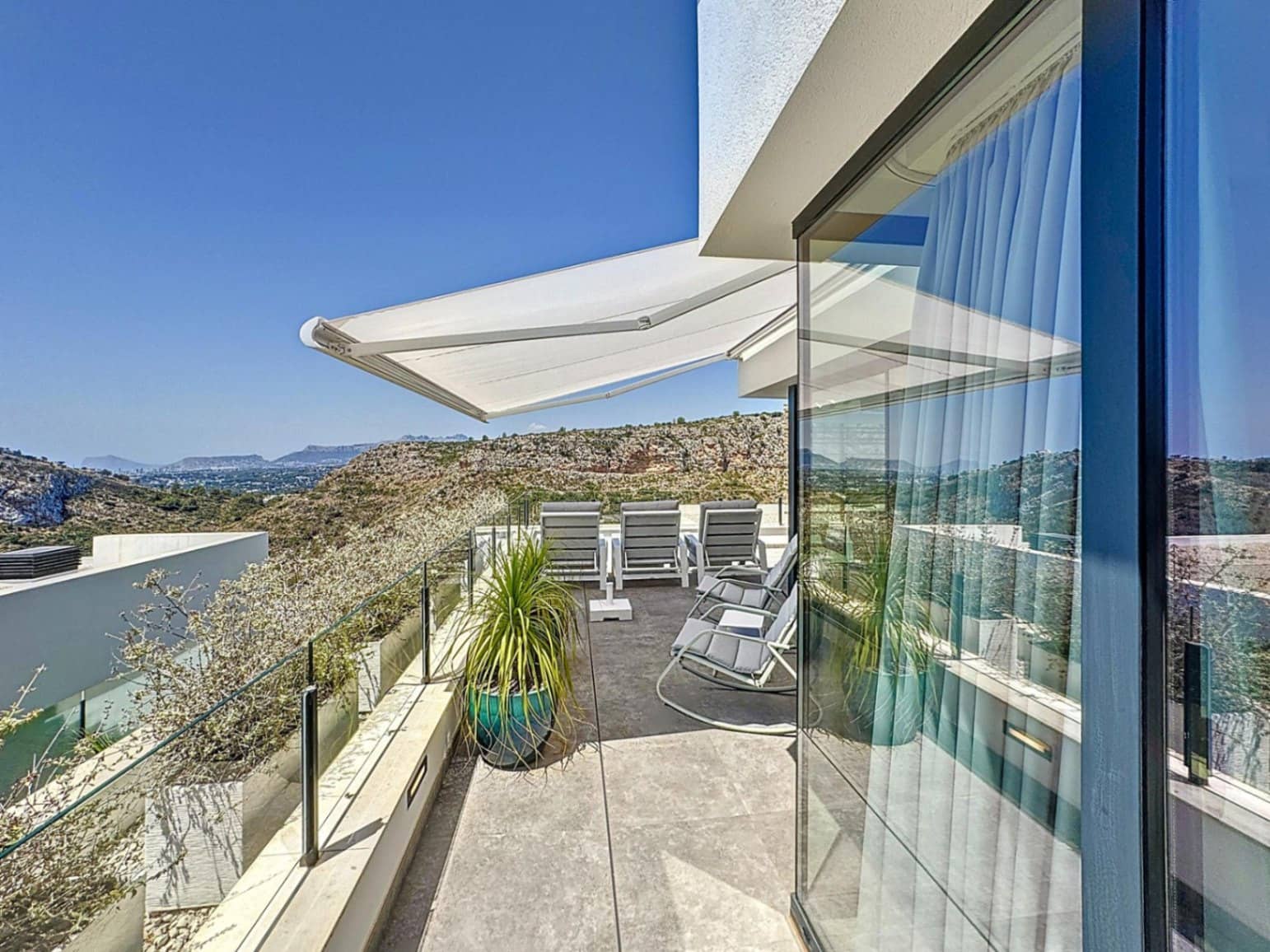 Apartamento de 2 habitaciones en Benitachell / Benitatxell en venta con piscina - 549.000 € (Ref: 9402609)