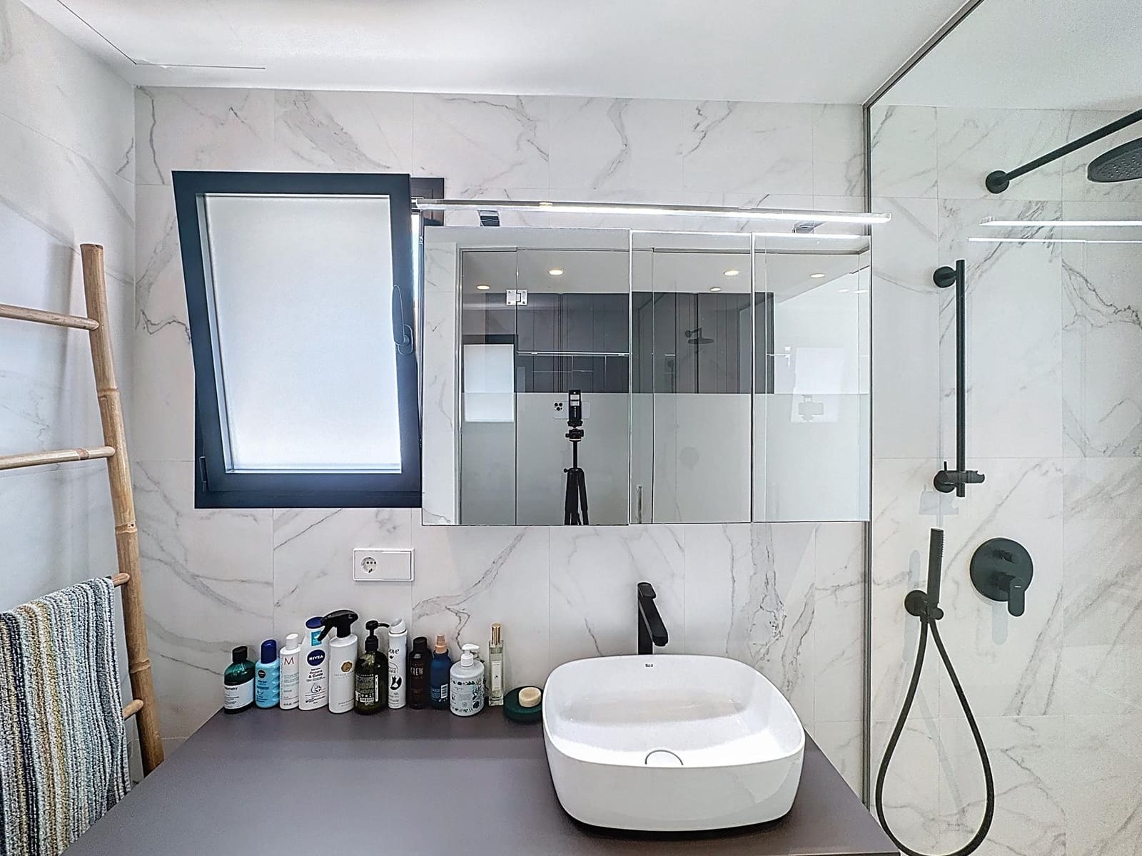 Apartamento de 2 habitaciones en Benitachell / Benitatxell en venta con piscina - 549.000 € (Ref: 9402609)