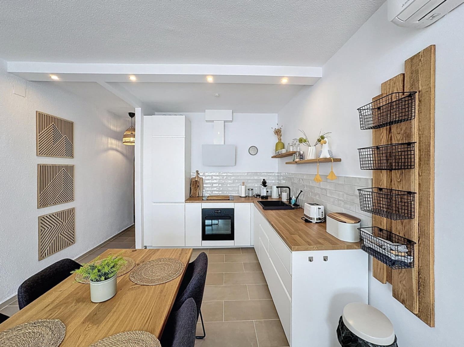 2 soveværelse Lejlighed til salg i Benitachell / Benitatxell med swimmingpool - € 285.000 (Ref: 9402610)