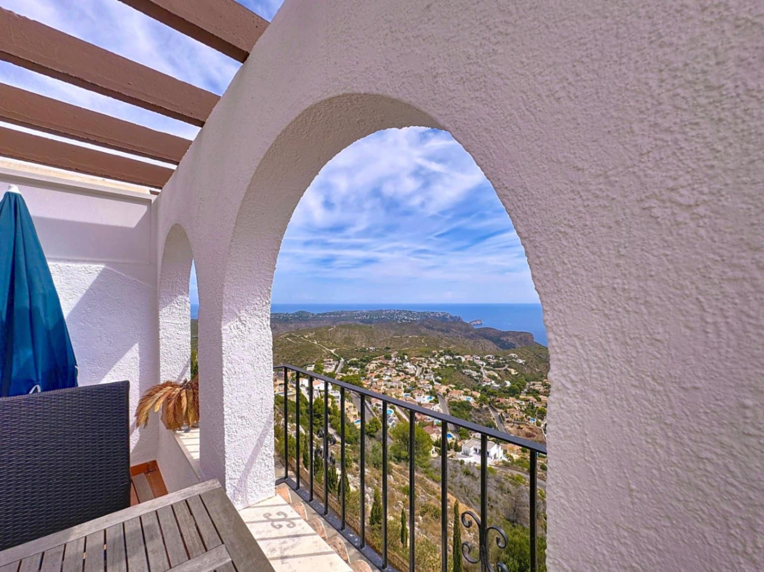 2 soveværelse Lejlighed til salg i Benitachell / Benitatxell med swimmingpool - € 285.000 (Ref: 9402610)