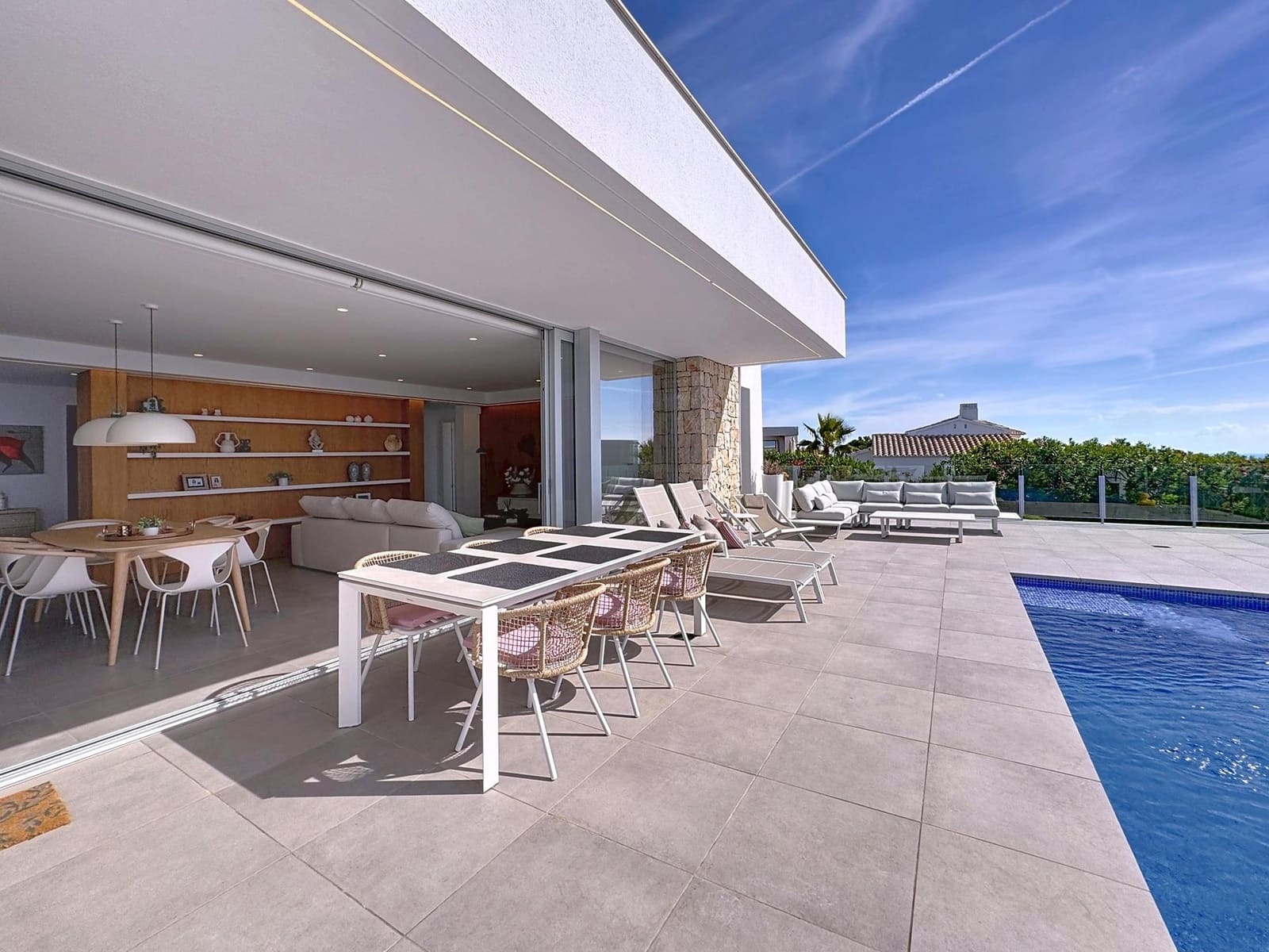 3 bedroom Villa for sale in Benitachell / Benitatxell with pool - € 1,350,000 (Ref: 9402612)