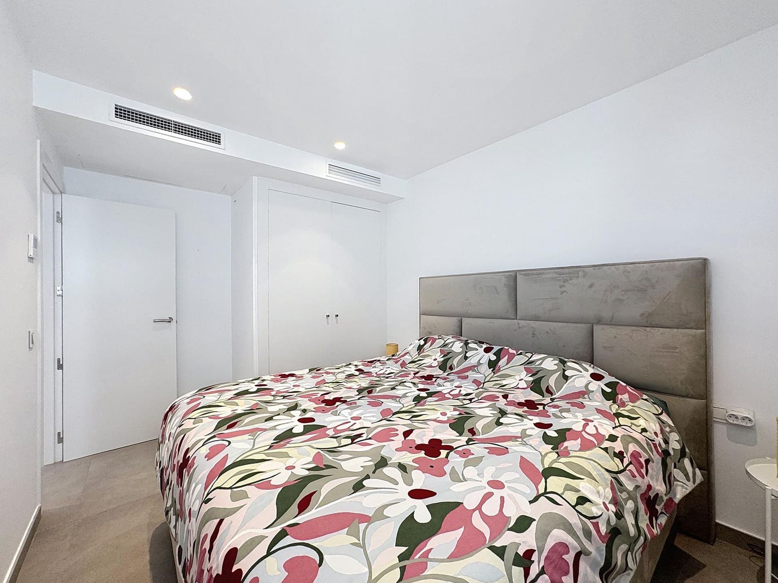 3 bedroom Villa for sale in Benitachell / Benitatxell with pool - € 1,350,000 (Ref: 9402612)