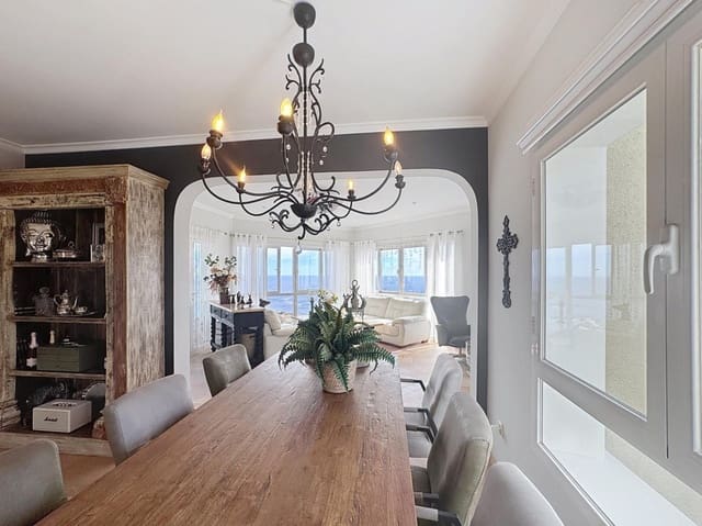 5 slaapkamer Villa te koop in Benitachell / Benitatxell met zwembad - € 1.100.000 (Ref: 9402617)