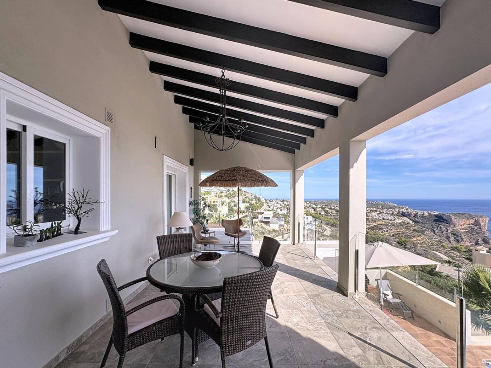 5 slaapkamer Villa te koop in Benitachell / Benitatxell met zwembad - € 1.100.000 (Ref: 9402617)