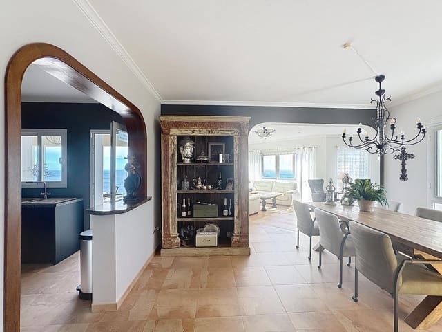 5 slaapkamer Villa te koop in Benitachell / Benitatxell met zwembad - € 1.100.000 (Ref: 9402617)