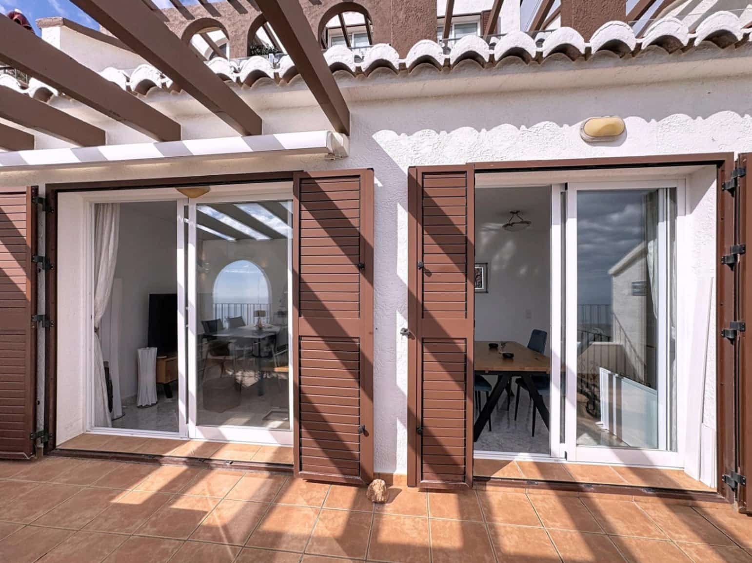 3 sovrum Lägenhet till salu i Benitachell / Benitatxell med pool - 380 000 € (Ref: 9402618)