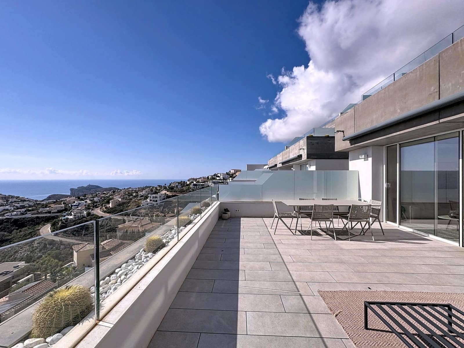 Apartamento de 3 habitaciones en Benitachell / Benitatxell en venta con piscina - 725.000 € (Ref: 9402619)