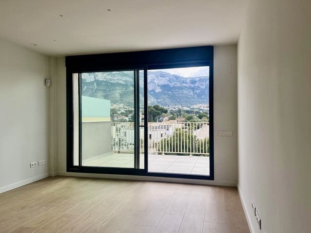 3 soveværelse Lejlighed til salg i Dénia med swimmingpool garage - € 650.000 (Ref: 9404704)