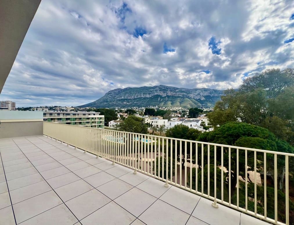 3 soveværelse Lejlighed til salg i Denia med swimmingpool garage - € 650.000 (Ref: 9404704)