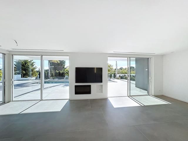 5 sypialnia Willa na sprzedaż w Moraira, Teulada-Moraira z basenem - 2 400 000 € (Ref: 9404705)