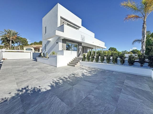 5 sypialnia Willa na sprzedaż w Moraira, Teulada-Moraira z basenem - 2 400 000 € (Ref: 9404705)