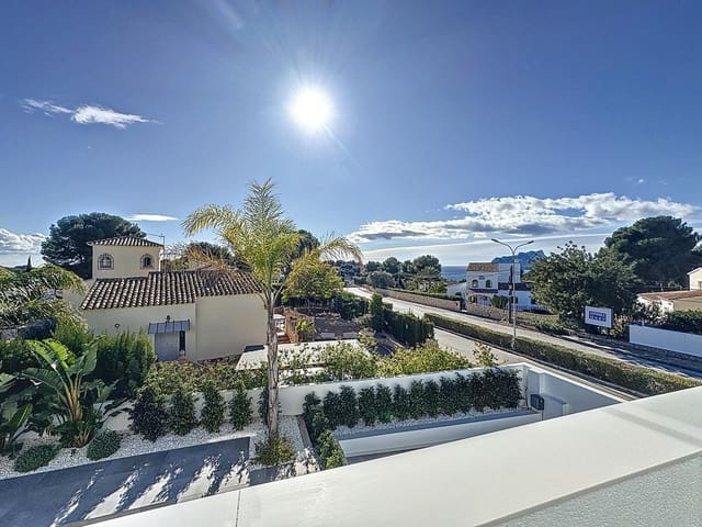 5 sypialnia Willa na sprzedaż w Moraira, Teulada-Moraira z basenem - 2 400 000 € (Ref: 9404705)