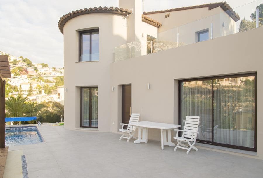 4 quarto Moradia para venda em Benitachell / Benitatxell com piscina - 749 000 € (Ref: 9404708)